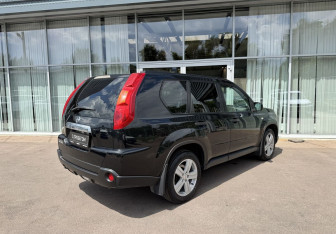 Подержанный автомобиль Nissan X-Trail 2007 года (5 фото)