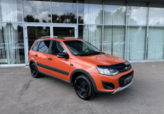 Подержанный автомобиль LADA (ВАЗ) Kalina Hatchback 2016 года (3 фото)