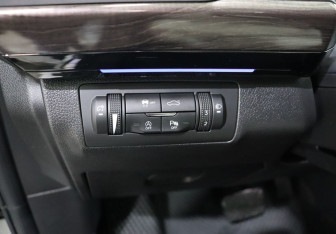 Подержанный автомобиль Exeed VX 2022 года (11 фото)