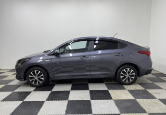 Подержанный автомобиль Hyundai Solaris Sedan 2021 года (8 фото)