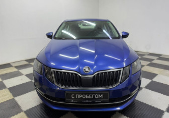 Подержанный автомобиль Skoda Octavia Liftback 2018 года (2 фото)