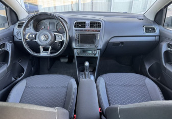 Подержанный автомобиль Volkswagen Polo Sedan 2019 года (9 фото)