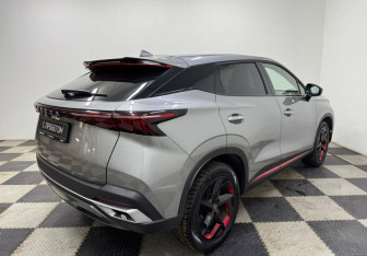 Подержанный автомобиль Omoda C5 2023 года (5 фото)