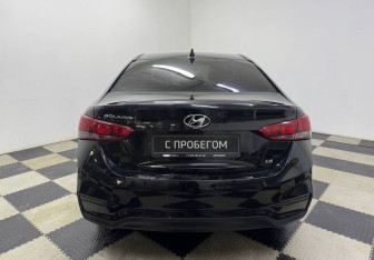 Подержанный автомобиль Hyundai Solaris Sedan 2018 года (6 фото)