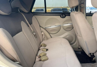 Подержанный автомобиль Lifan Smily 2011 года (11 фото)