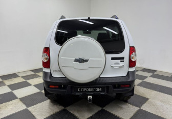 Подержанный автомобиль Chevrolet Niva 2018 года (5 фото)