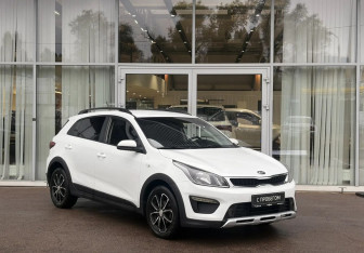 Подержанный автомобиль Kia Rio Hatchback 2017 года (3 фото)