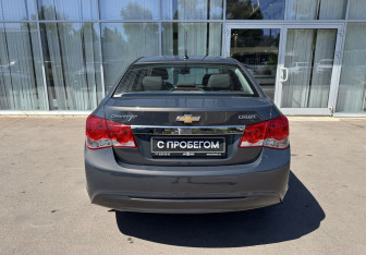 Подержанный автомобиль Chevrolet Cruze Sedan 2013 года (6 фото)