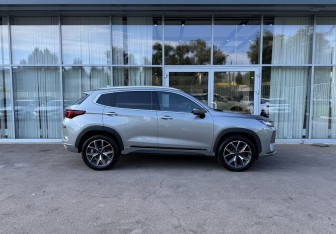 Подержанный автомобиль Exeed LX 2023 года (4 фото)