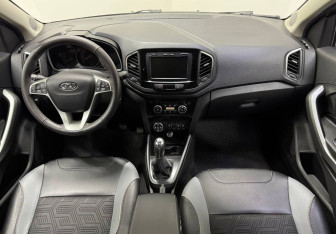 Подержанный автомобиль LADA (ВАЗ) XRAY 2020 года (10 фото)