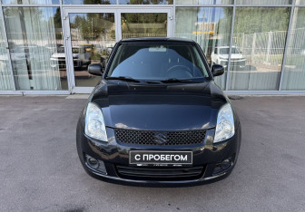 Подержанный автомобиль Suzuki Swift Hatchback 2008 года (2 фото)