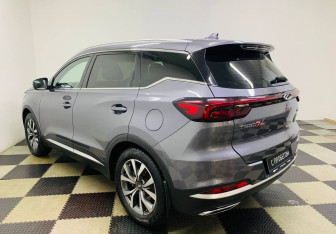 Подержанный автомобиль Chery Tiggo 7 Pro 2022 года (7 фото)