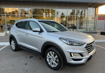 Подержанный автомобиль Hyundai Tucson 2020 года (3 фото)