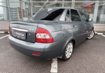 Подержанный автомобиль LADA (ВАЗ) Priora Sedan 2008 года (5 фото)