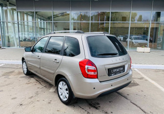 Подержанный автомобиль LADA (ВАЗ) Granta Wagon 2021 года (7 фото)