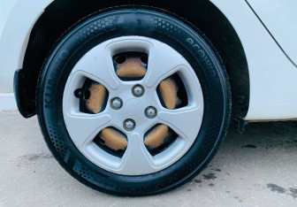 Подержанный автомобиль Kia Picanto 2014 года (12 фото)