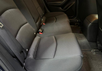 Подержанный автомобиль Mazda 3 Sedan 2014 года (11 фото)