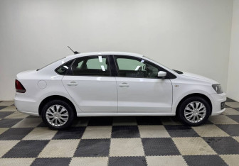 Подержанный автомобиль Volkswagen Polo Sedan 2018 года (4 фото)